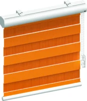 Gelbes freihängendes Doppellrollo mit Kassette